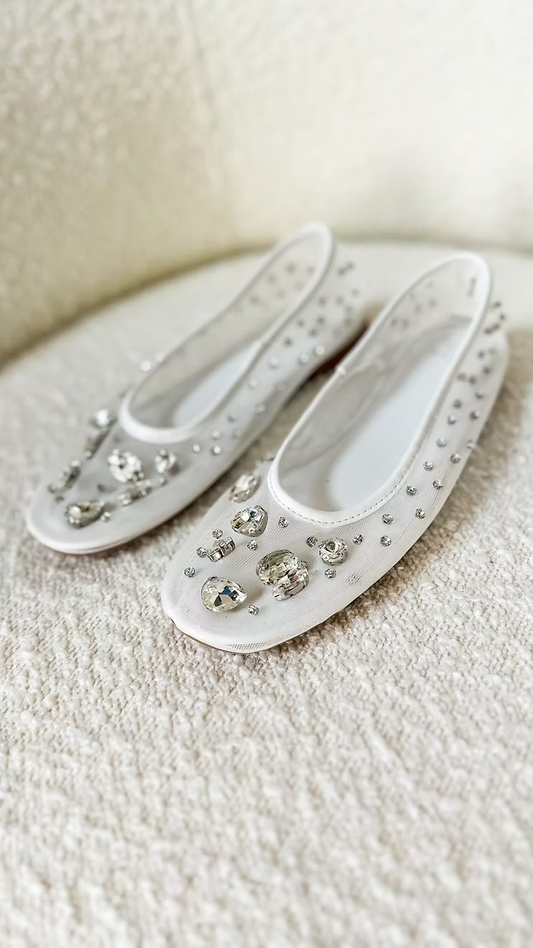 How to DIY your rhinestone bridal shoes